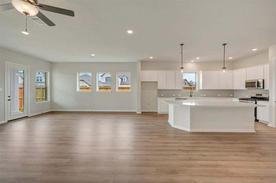 Spacious, unfurnished interior of a new home in Escondido - Retreat Collection, Magnolia (Image 26). Spacious, unfurnished interior of a new home in Escondido - Retreat Collection, Magnolia (Image 26).