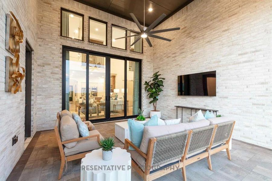 Exterior details and patio area of a home in Star Trail, Prosper (Image 3).
