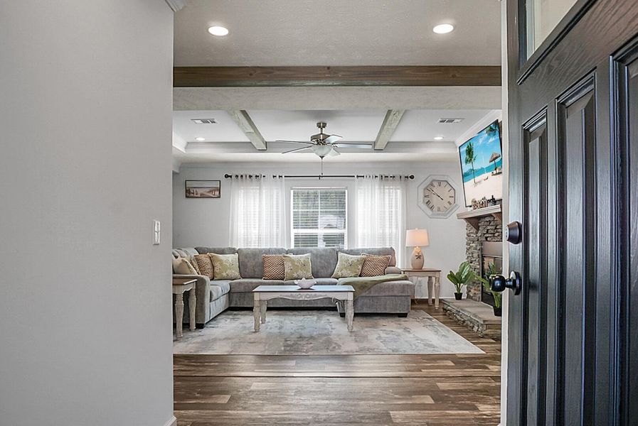 Furnished interior view inside a new home in , Bonneau (Image 92).