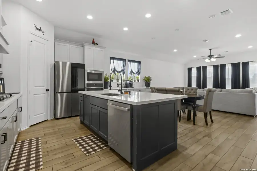 Furnished interior view inside a new home in Meadows of Mill Creek, Seguin (Image 5).