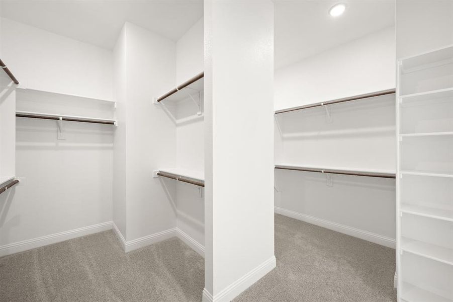 Spacious, unfurnished interior of a new home in Rockwood 90', Mansfield (Image 32).