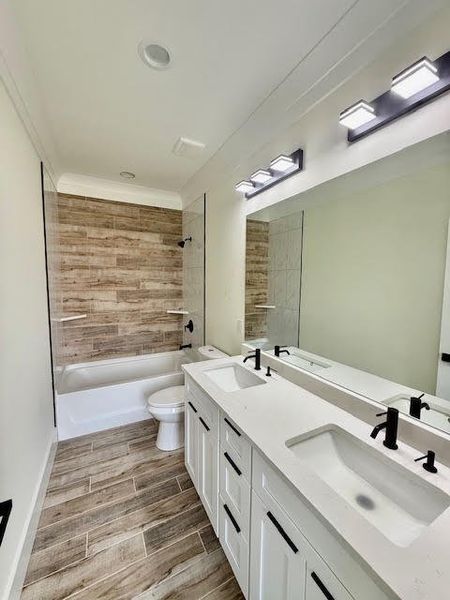 Furnished interior view inside a new home in , North Charleston (Image 4).