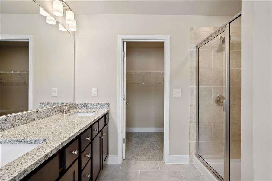 Furnished interior view inside a new home in Stratford Square, Lawrenceville (Image 5).