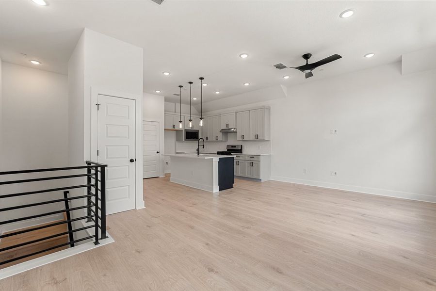 Image 22 of a home in Koenig Townhomes.