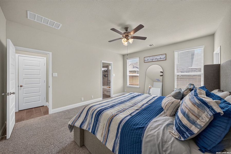 Furnished interior view inside a new home in , Cibolo (Image 6).