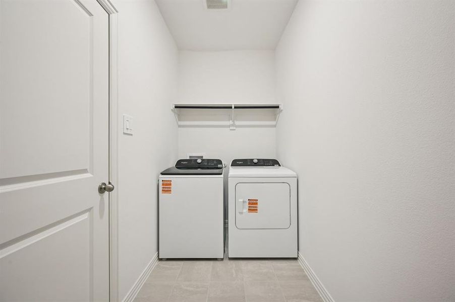 Close-up of interior finishes inside a home in Lakehaven - Premier Series, Farmersville (Image 15).