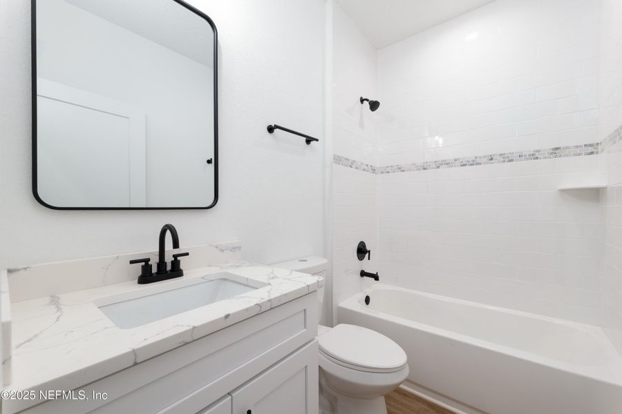 Furnished interior view inside a new home in , Middleburg (Image 8).