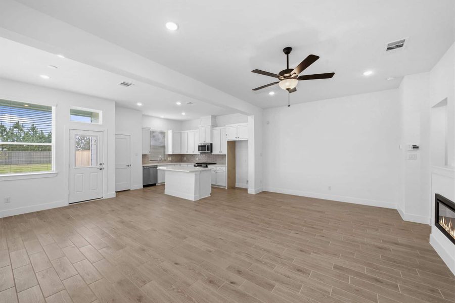 Spacious, unfurnished interior of a new home in Bridgeland, Cypress (Image 14). Spacious, unfurnished interior of a new home in Bridgeland, Cypress (Image 14).