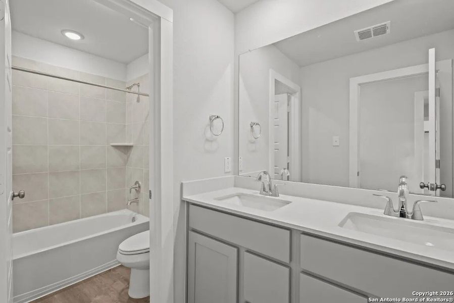 Furnished interior view inside a new home in Summerlin, San Antonio (Image 9).