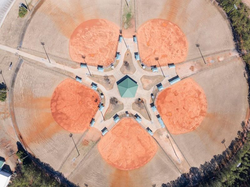 Image 60 of a home in Hamptons at Riverwood East.