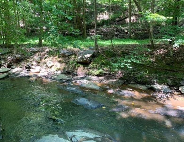 Image 11 of a home in .