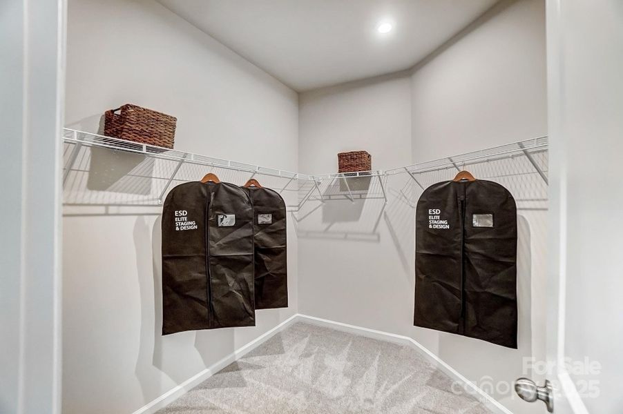 Representational only. Actual exterior elevation and interior finishes can vary. Representational only. Actual exterior elevation and interior finishes can vary.