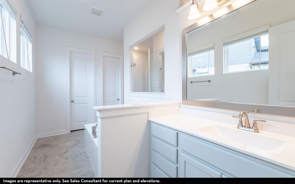 Furnished interior view inside a new home in Suncreek Estates, Rosharon (Image 5).
