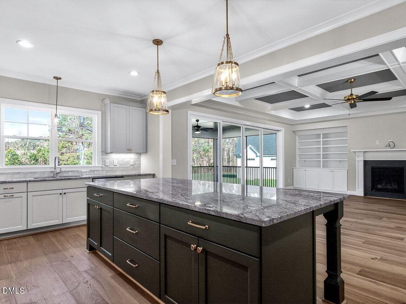 017-1280x960-kitchen