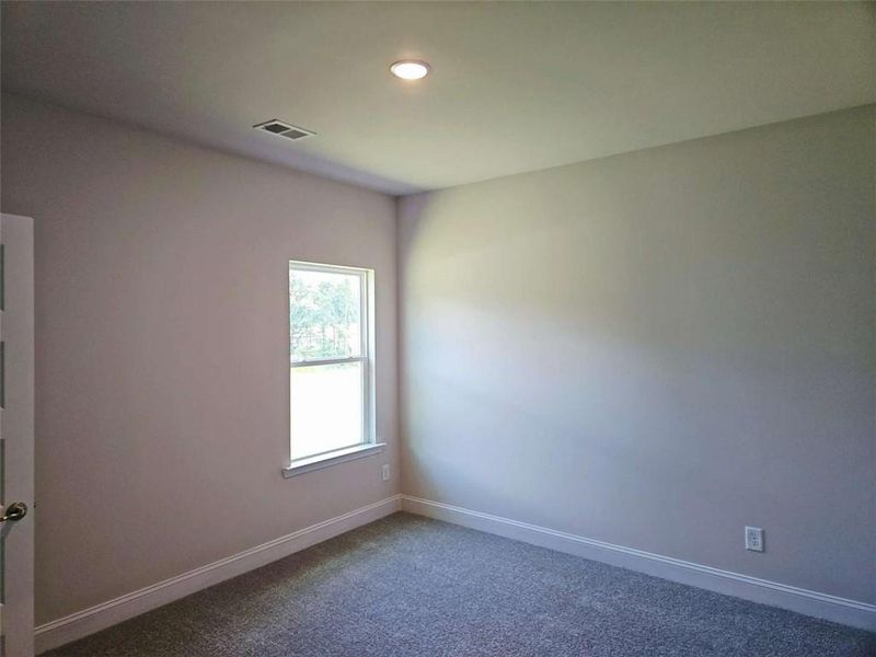 Spacious, unfurnished interior of a new home in Park Place, Bowdon (Image 7). Spacious, unfurnished interior of a new home in Park Place, Bowdon (Image 7).