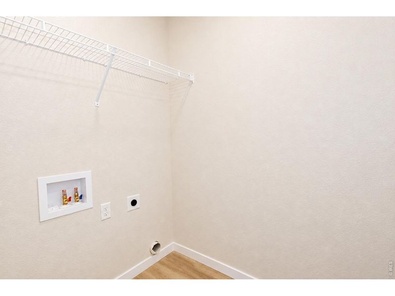 Spacious, unfurnished interior of a new home in , Johnstown (Image 32).
