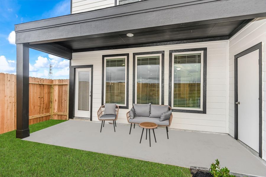 Exterior details and patio area of a home in City Gate North, Houston (Image 3). Exterior details and patio area of a home in City Gate North, Houston (Image 3).