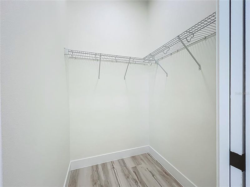 2ND BEDROOM WALK-IN CLOSET 2ND BEDROOM WALK-IN CLOSET