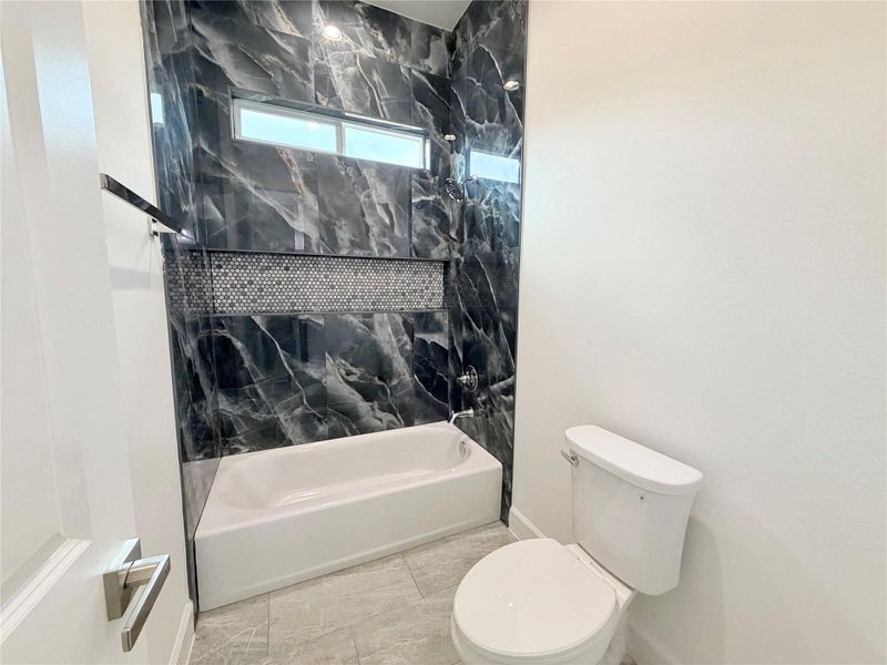 Furnished interior view inside a new home in , Dayton (Image 13).