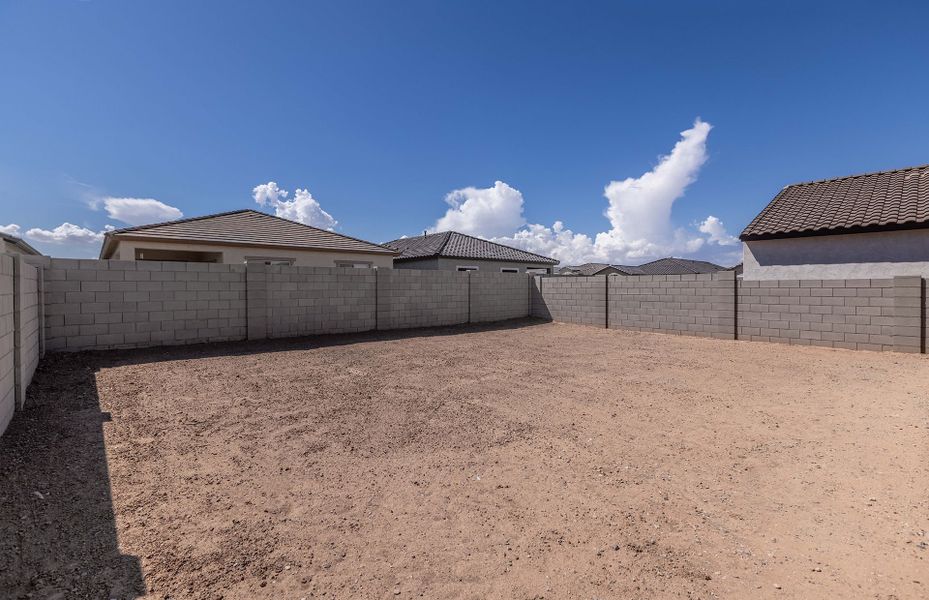 Exterior details and patio area of a home in El Rancho Santa Rosa, Maricopa (Image 23).