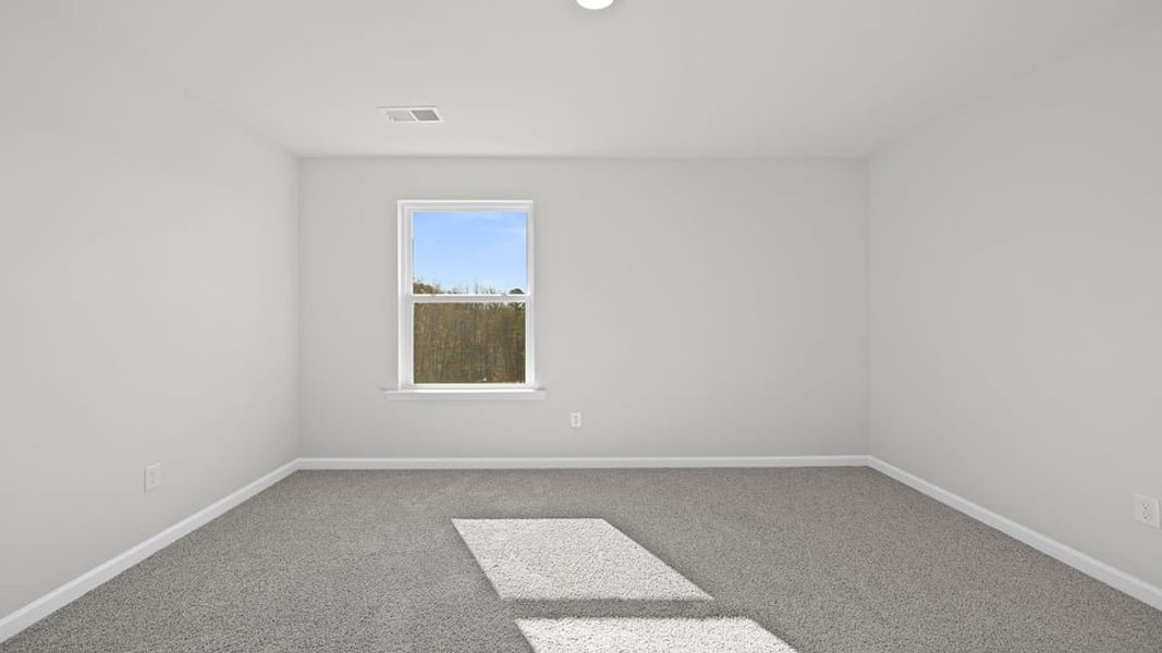 Spacious, unfurnished interior of a new home in Durbin Meadows, Fountain Inn (Image 21).
