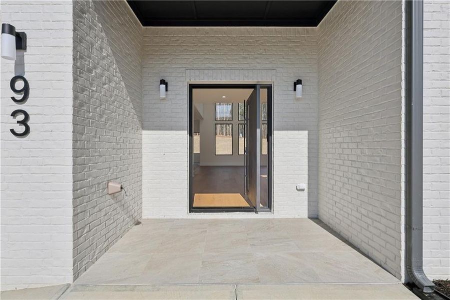 Exterior details and patio area of a home in , Auburn (Image 3).