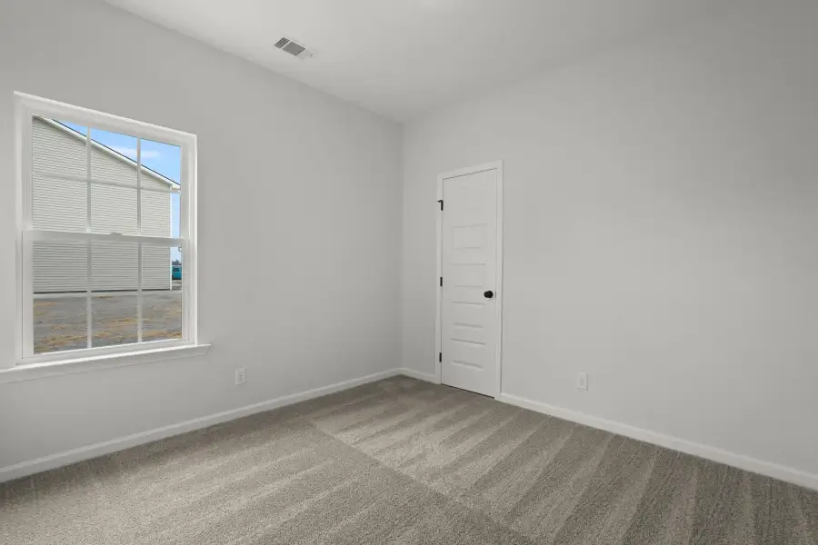 Representative unfurnished interior of a home built from the The Stafford by RTS Homes in Lakeside at Fifteen West, Hinesville (Image 37).