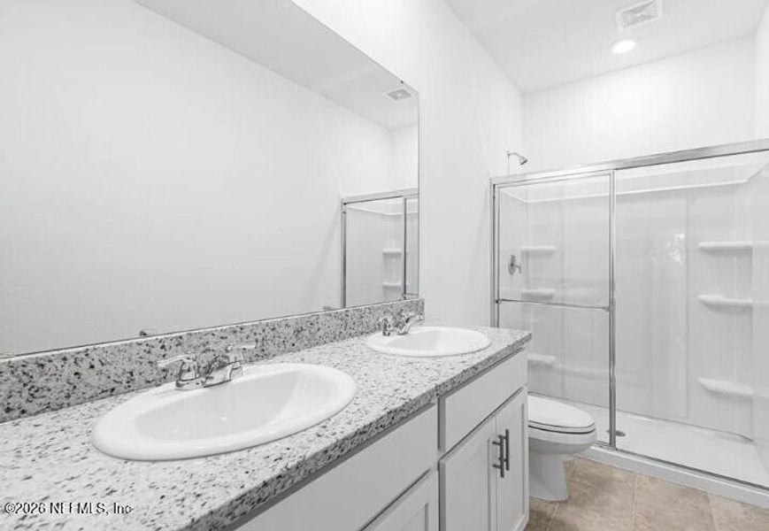 Furnished interior view inside a new home in , Jacksonville (Image 5).