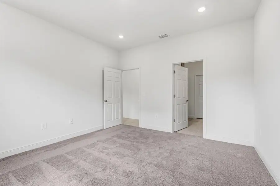 Spacious, unfurnished interior of a new home in Huntington Park, Titusville (Image 20). Spacious, unfurnished interior of a new home in Huntington Park, Titusville (Image 20).