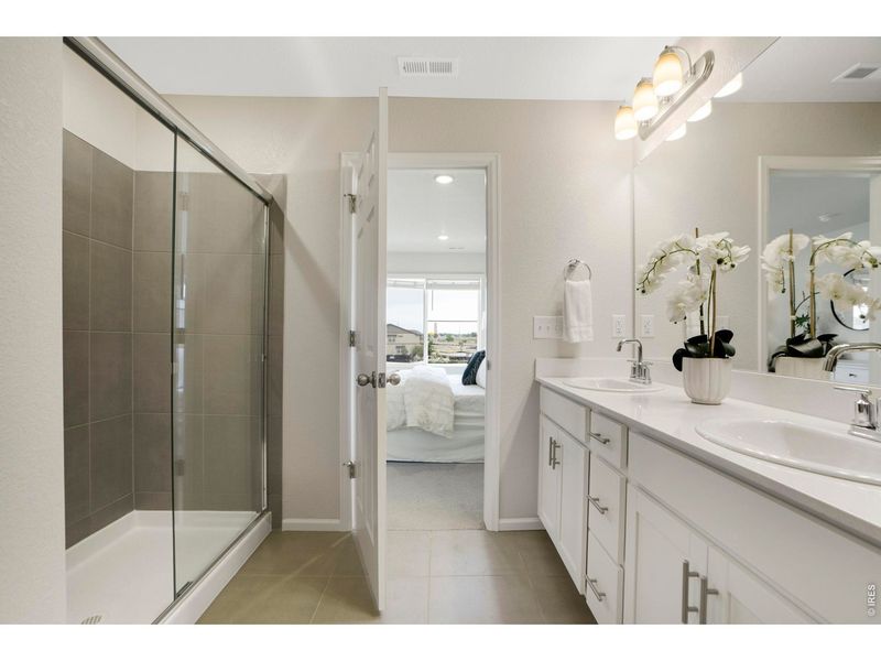 Furnished interior view inside a new home in , Broomfield (Image 35).