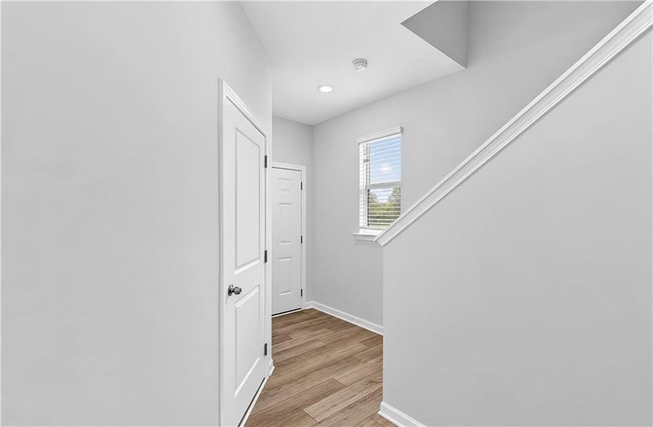 Spacious, unfurnished interior of a new home in Timber Ridge, Douglasville (Image 23).