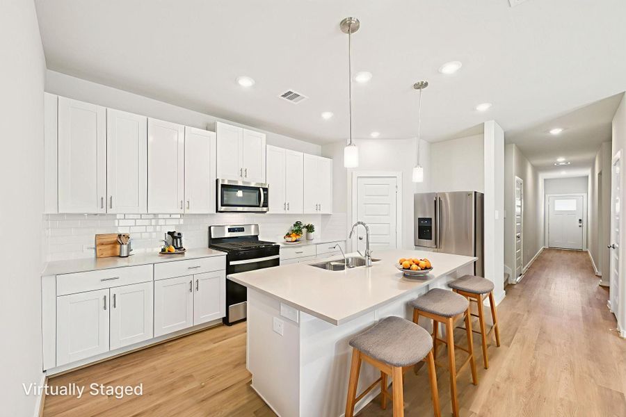 Photo is not of the actual home, but is an inspirational photo of builder’s model home and may depict options, furnishings, and/or decorator features that are not included Photo is not of the actual home, but is an inspirational photo of builder’s model home and may depict options, furnishings, and/or decorator features that are not included