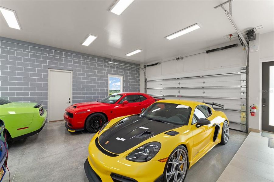 Community amenities in , Auburndale (Image 48). Community amenities in , Auburndale (Image 48).