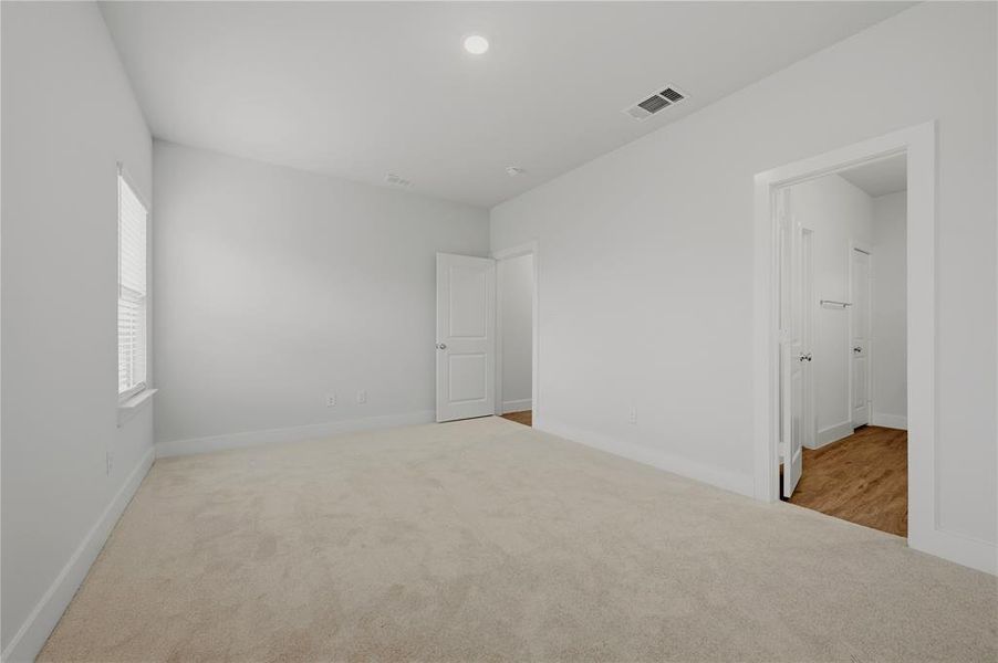 Spacious, unfurnished interior of a new home in , Forney (Image 17). Spacious, unfurnished interior of a new home in , Forney (Image 17).