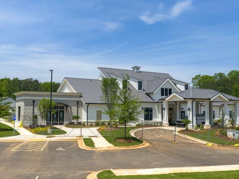 Community amenities in Soleil Belmont Park, Canton (Image 2).