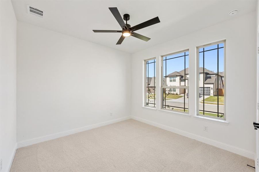 Spacious, unfurnished interior of a new home in Willow Wood Classic 60, McKinney (Image 33).