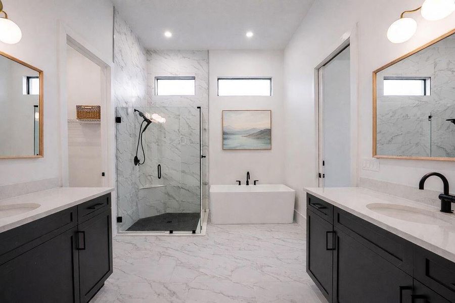 primarybathroom1virtuallystaged