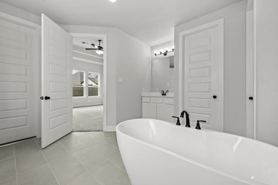 Representative image. Features, specifications, selections and colors may vary. Representative image. Features, specifications, selections and colors may vary.