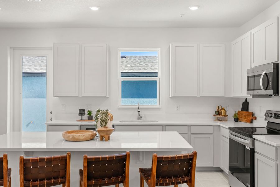 Large Island- Perfect for Entertaining