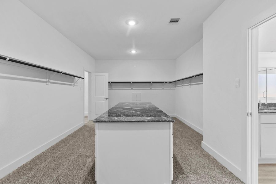 Furnished interior view inside a new home in Riverside Estates, Mont Belvieu (Image 11).