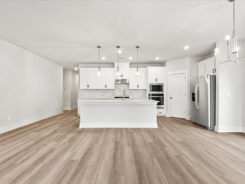 Spacious, unfurnished interior of a new home in Cedar Shoals - Signature Collection, Piedmont (Image 16).