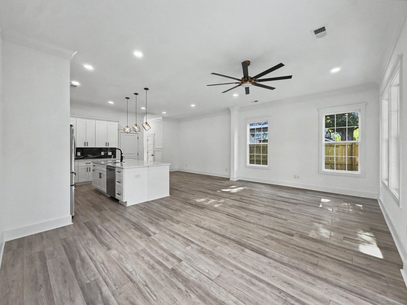Spacious, unfurnished interior of a new home in , North Charleston (Image 28).