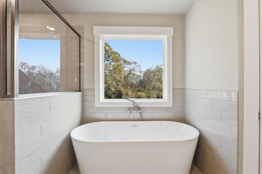 Image 82 of a home in .