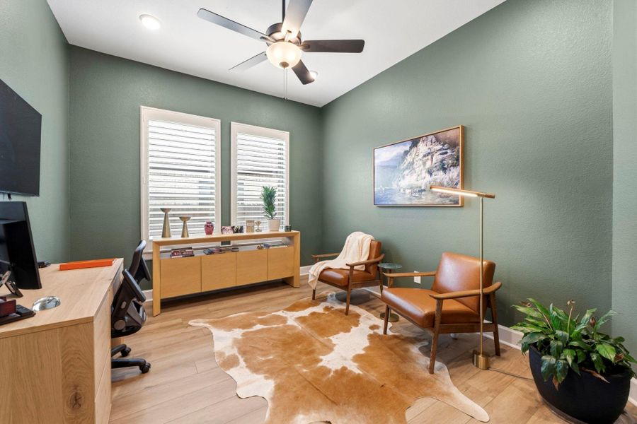 Furnished interior view inside a new home in , Conroe (Image 30).