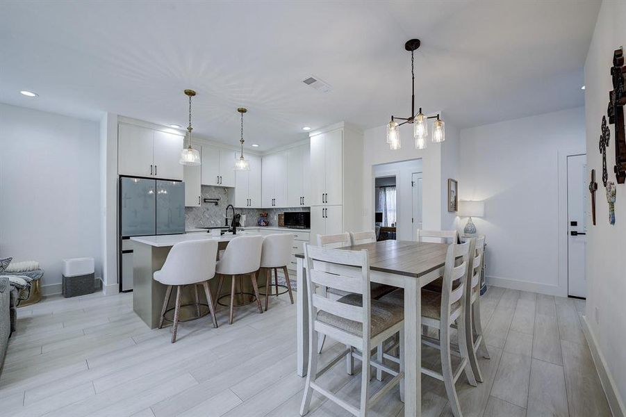 Furnished interior view inside a new home in , Granbury (Image 19).