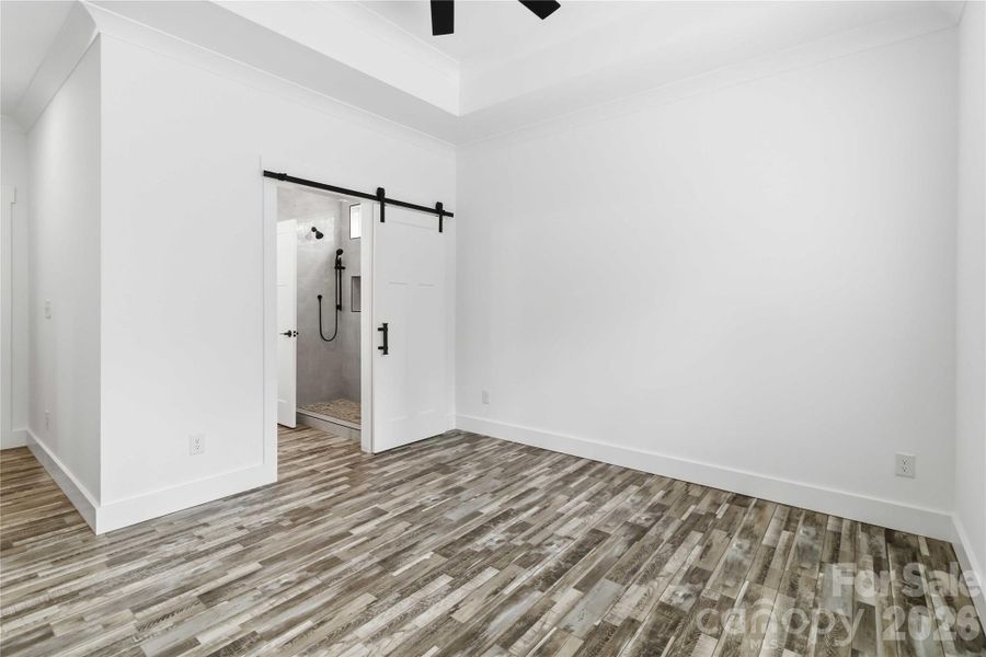 Spacious, unfurnished interior of a new home in , Clover (Image 23).