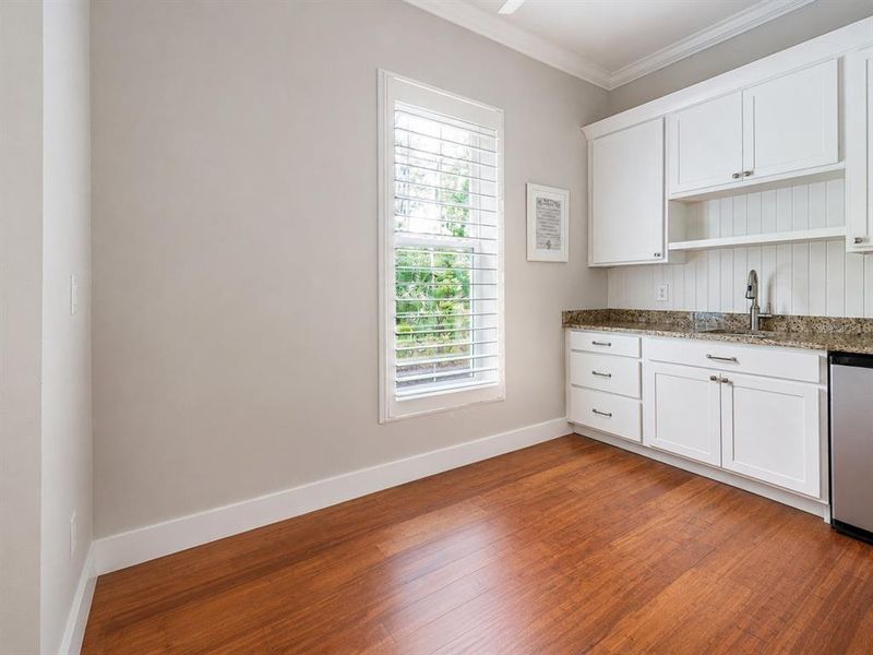 Spacious, unfurnished interior of a new home in , Deland (Image 20). Spacious, unfurnished interior of a new home in , Deland (Image 20).