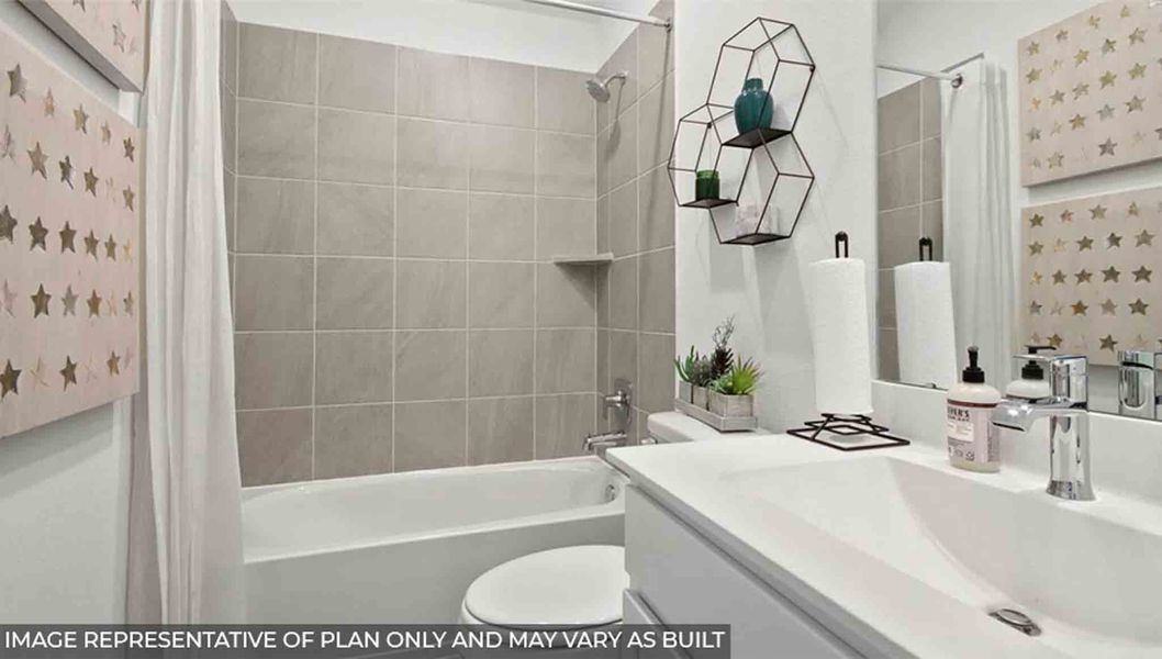 Furnished interior view inside a new home in Silverthorne, Conroe (Image 14). Furnished interior view inside a new home in Silverthorne, Conroe (Image 14).