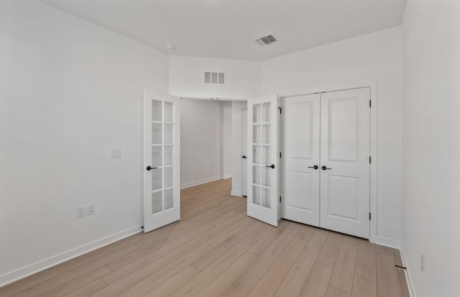 Spacious, unfurnished interior of a new home in Woodside, Georgetown (Image 40).
