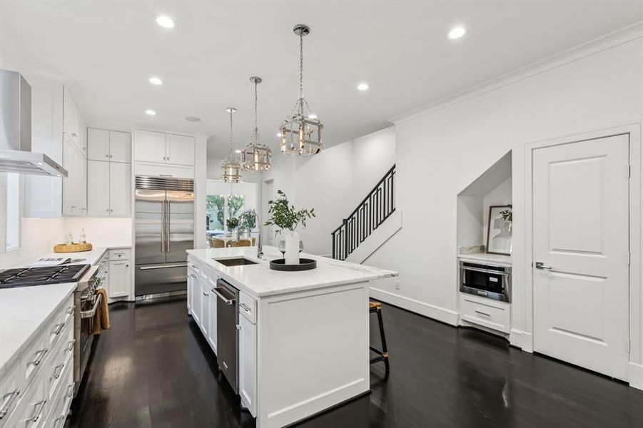 Subzero Wolf Gas Range Kitchen. Calcutta Marble, Custom Cabinetry. Subzero Wolf Gas Range Kitchen. Calcutta Marble, Custom Cabinetry.